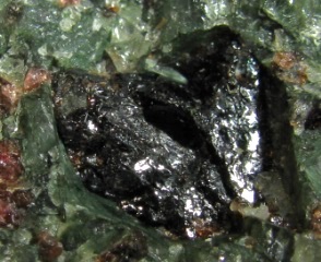 Lorenzenite - Kovdor Massif, Kola Peninsula, Murmanskaja Oblast', Northern Region, Russia