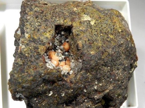 Phillipsite-Ca - Calvarina Mt., Roncà, Verona I