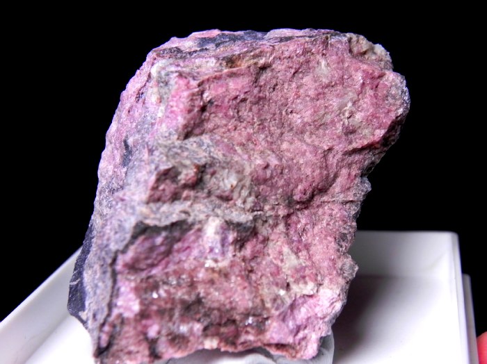 Pyrophanite -Prabornaz Mine, Saint-Marcel, Aosta I