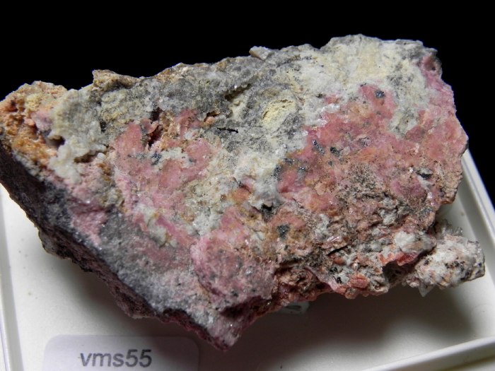 Richterite-Prabornaz Mine, Saint-Marcel, Aosta I