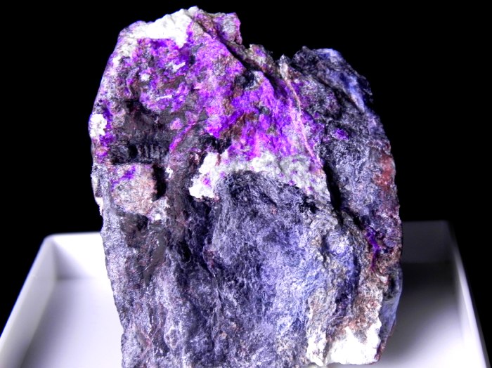 Sugilite - Cerchiara  Mine La Spezia Italy