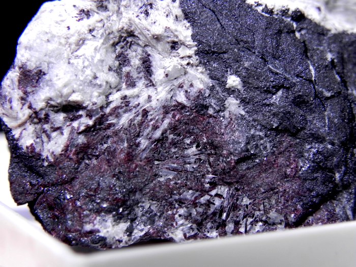 Romeite -Prabornaz Mine, Saint-Marcel, Aosta I