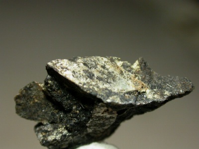 Naujakasite    -  Naujakasik  Ilimaussaq complex, Narsaq, Kitaa  Province, Greenland
