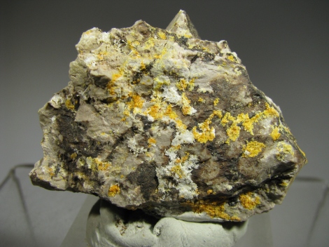 Maricopaite, Mimetite - Moon anchor mine, Maricopa co, Arizona, USA